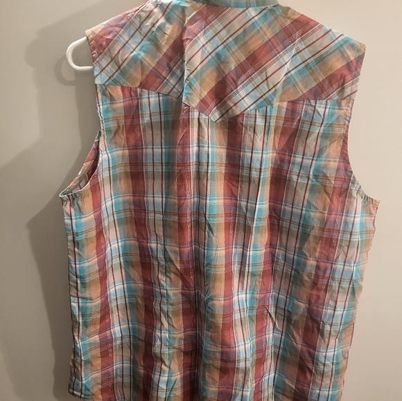 Cowgirl Legend Womans XXL Sleeveless Top - Picture 3 of 3